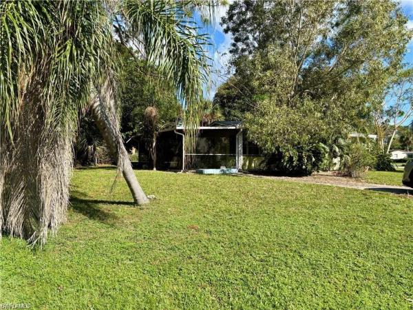 Palm Springs Estates, 697 Pine Vale Dr, Naples, Florida 34104, image 1