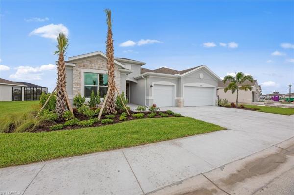 Ibis Landing Golf & Country Club, 20790 Copperhead Dr, Lehigh Acres, Florida 33936, image 2