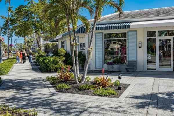 Garden Cottages Of Olde Naples, 721 S 9th St #1, Naples, Florida 34102, image 3