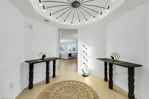 8720 Bay Colony Dr #404, Naples, Florida 34108, image 1