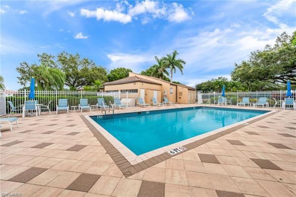 New Waterford, 885 New Waterford Dr, Naples, Florida 34104, image 2