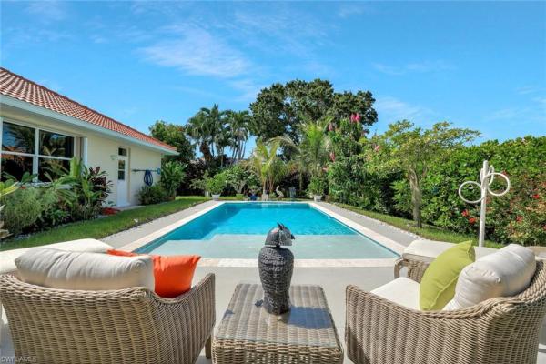 Tanglewood, 186 Muirfield Cir, Naples, Florida 34113, image 1