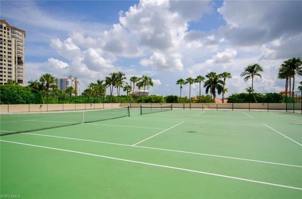 Meridian Club At Park Shore, 4901 Gulf Shore Blvd N #604, Naples, Florida 34103, image 2