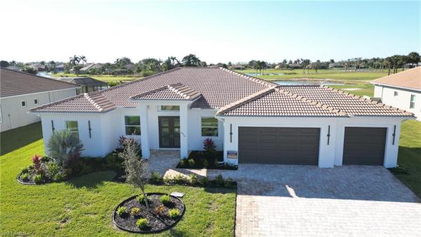Royal Palm Golf Estates, 18716 Ensenada Dr, Naples, Florida 34114, image 3