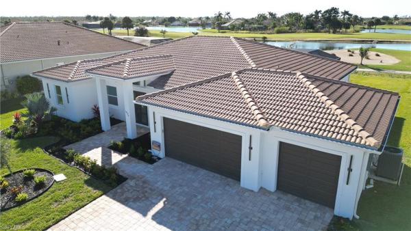 Royal Palm Golf Estates, 18716 Ensenada Dr, Naples, Florida 34114, image 2
