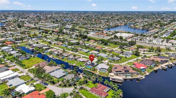 Cape Coral Residential, 126 SW 49th St, Cape Coral, Florida 33914, image 2