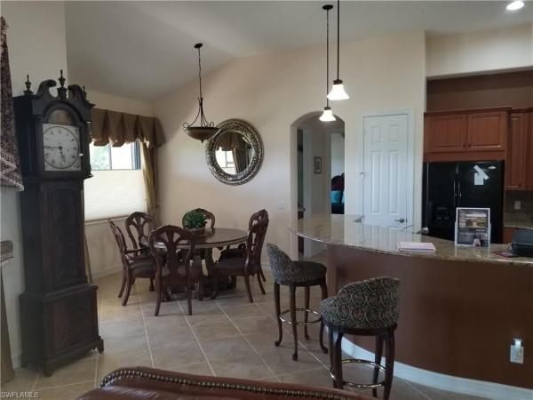 12501 Fairmont Dr, Fort Myers, Florida 33913, image 2