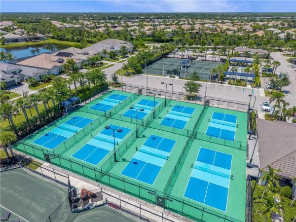 Valencia Bonita, 16019 Marche Pl, Bonita Springs, Florida 34135, image 2