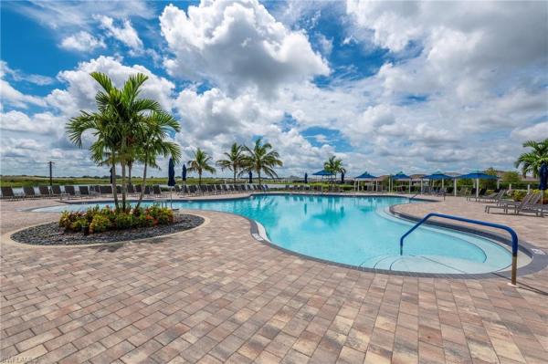 Ashton Oaks, 16550 Goldenrod Ln #201, Alva, Florida 33920, image 2