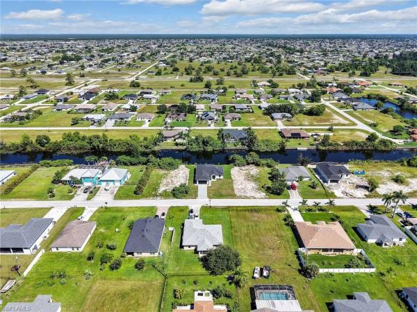 Cape Coral Residential, 405 14th St, Cape Coral, Florida 33993, image 1