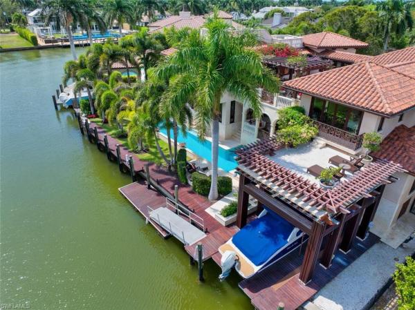 Aqualane Shores, 2233 Forrest Ln, Naples, Florida 34102, image 1