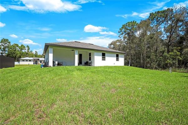Lehigh Acres, 506 Rogue St, Lehigh Acres, Florida 33974, image 2