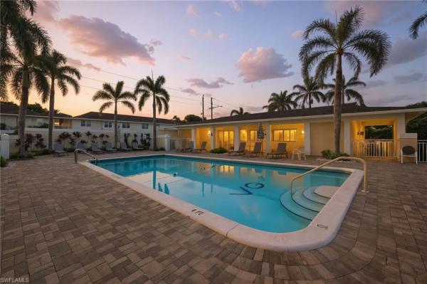 603 12th Ave S, Naples, Florida 34102, image 1