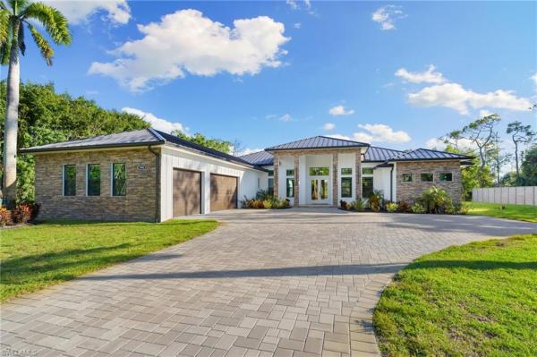 Livingston Woods, 7040 Sable Ridge Ln, Naples, Florida 34109, image 2