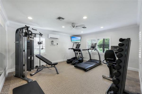 7040 Pelican Bay Blvd, Naples, Florida 34108, image 1