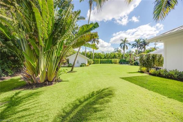 Pine Ridge Estates, 175 Center St, Naples, Florida 34108, image 2