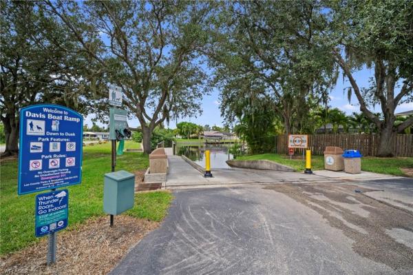 Fort Myers Shores, 2223 Parkview Dr, Fort Myers, Florida 33905, image 1