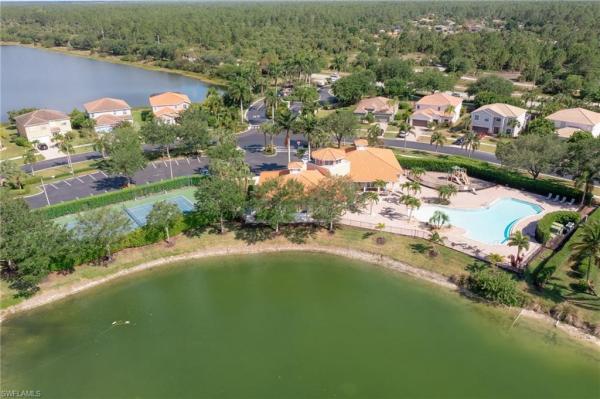 Valencia Lakes, 2250 Grove Dr, Naples, Florida 34120, image 2