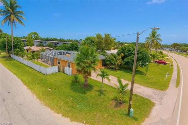 8360 Beacon Blvd, Fort Myers, Florida 33907, image 1