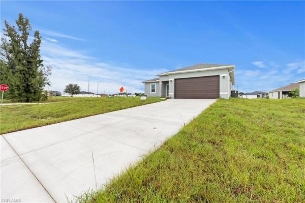 Cape Coral Residential, 1311 NW Juanita Pl, Cape Coral, Florida 33993, image 2