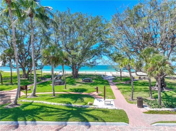 The Moorings, 3540 Crayton Rd, Naples, Florida 34103, image 1