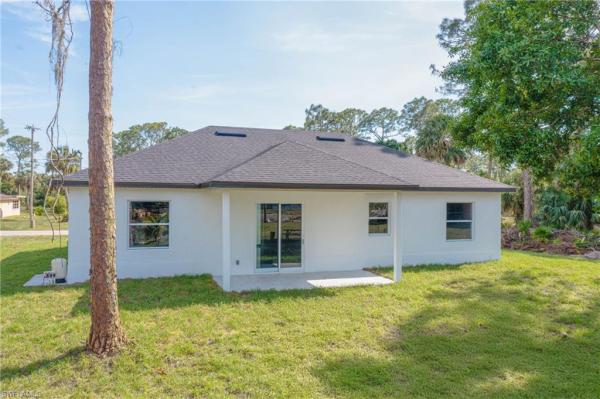1202 E 9th St, Lehigh Acres, Florida 33972, image 1