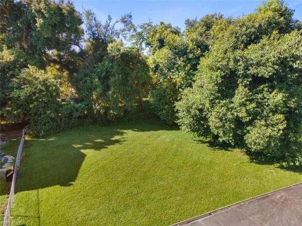 Fort Myers Residential, 3916 Woodside Ave, Fort Myers, Florida 33916, image 1