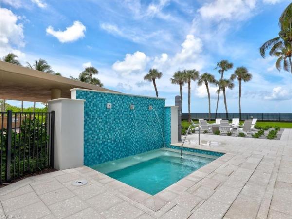 Surfsedge At Park Shore, 4001 N Gulf Shore Blvd #603, Naples, Florida 34103, image 2