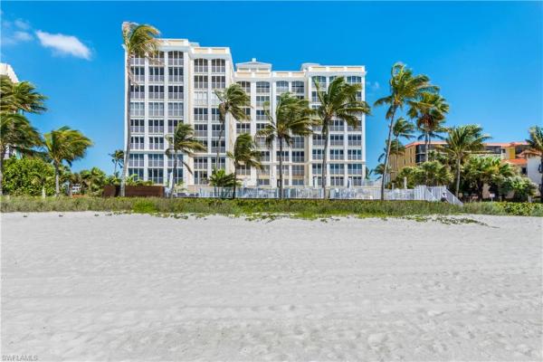 The Waldorf, 3377 Gulf Shore Blvd N, Naples, Florida 34103, image 2