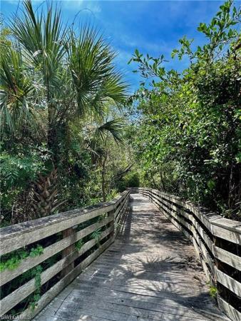 100 Glenview Pl #202, Naples, Florida 34108, image 1