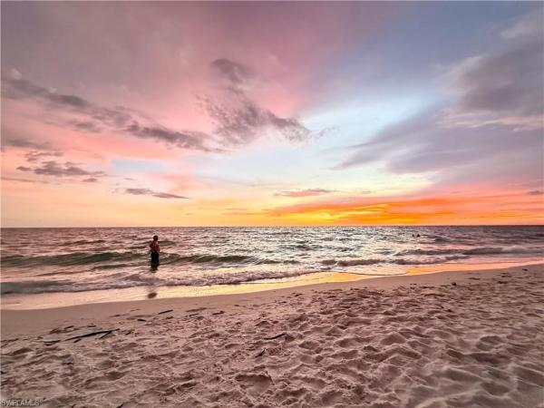 Spanish Wells Golf & Country Club, 9962 Ortega Ln, Bonita Springs, Florida 34135, image 1