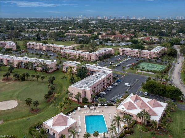 Turtle Lake Golf Colony, 180 Turtle Lake Ct #209, Naples, Florida 34105, image 2