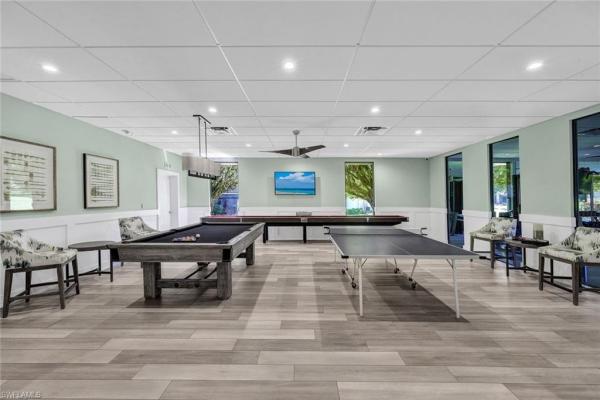 Villas Of Park Shore, 4006 Crayton Rd #A-2, Naples, Florida 34103, image 2