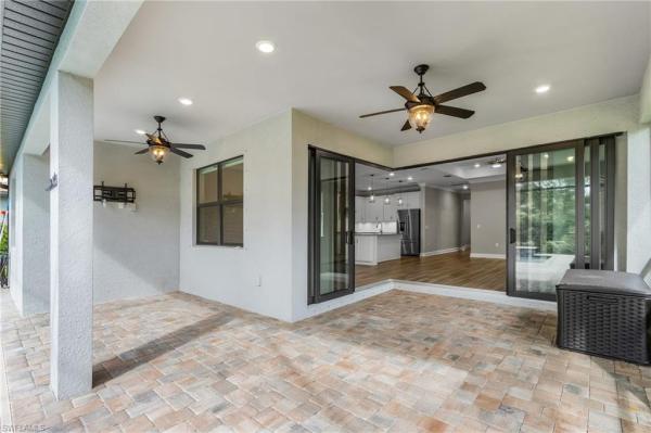 Manatee Cove, 2076 Yellowfin Cir, Naples, Florida 34114, image 2