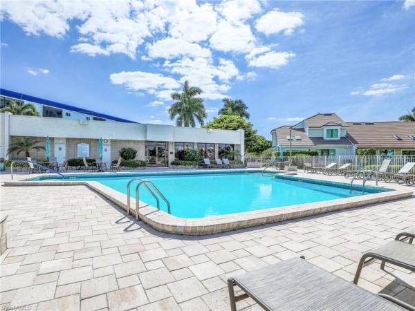 Venetian Bayview At Park Shore, 555 Park Shore Dr #B-407, Naples, Florida 34103, image 2