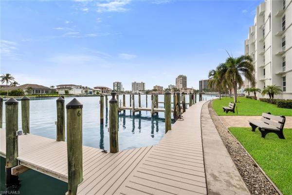 300 Park Shore Dr, Naples, Florida 34103, image 1