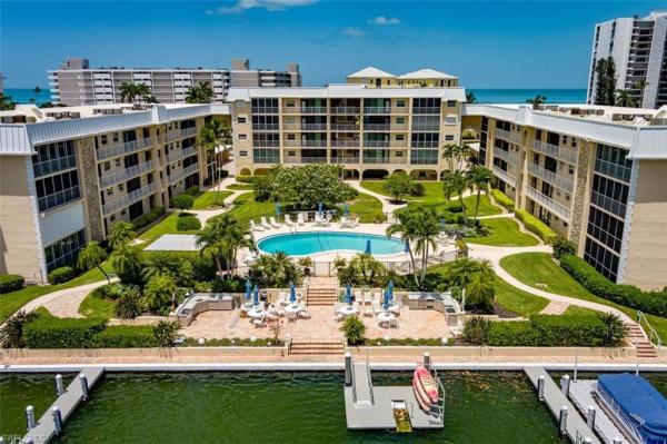 La Maison Club, 3450 N Gulf Shore Blvd #315, Naples, Florida 34103, image 2