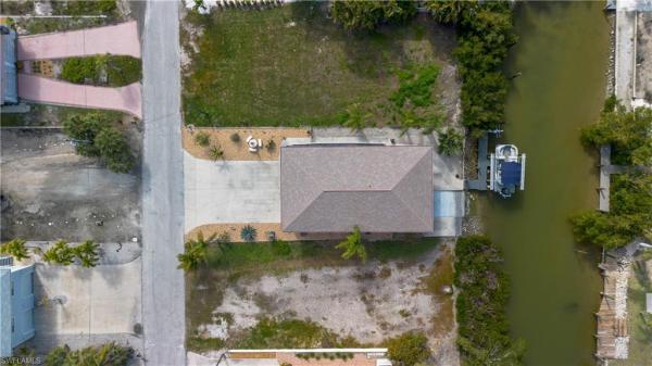 Bonita Beach, 6008 Cypress Ln, Bonita Springs, Florida 34134, image 1