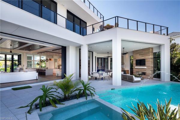 The Moorings, 441 Mooring Line Dr, Naples, Florida 34103, image 2