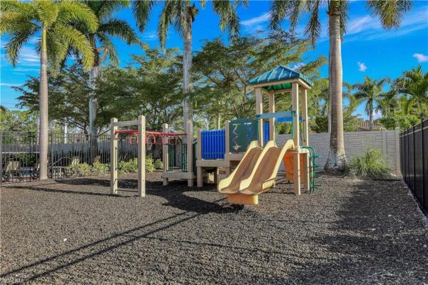 Andalucia, 1685 Serrano Cir, Naples, Florida 34105, image 3