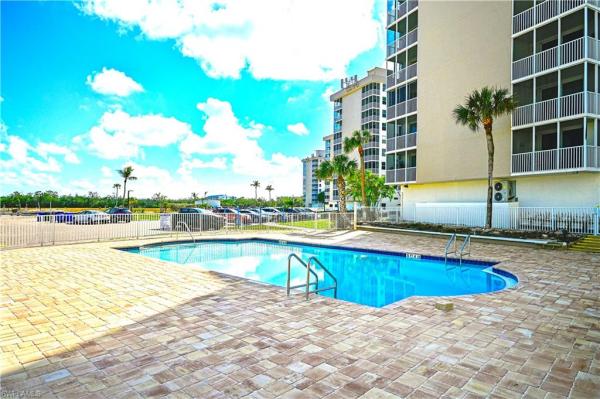 Beach & Tennis Club, 5600 Bonita Beach Rd #4-004, Bonita Springs, Florida 34134, image 2