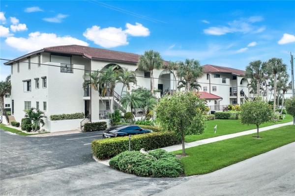 1400 Blue Point Ave #202, Naples, Florida 34102, image 1