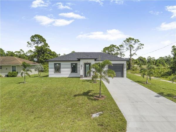 Lehigh Acres, 639 S Montclair Ave, Lehigh Acres, Florida 33974, image 1