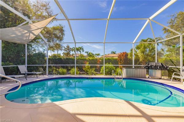 Maplewood, 306 Stanhope Cir, Naples, Florida 34104, image 2