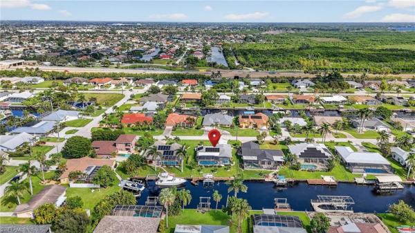 Cape Coral Residential, 2030 SE 25th Ter, Cape Coral, Florida 33904, image 2