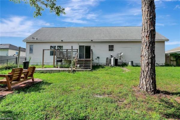 Lehigh Acres Residential, 2913 SW 13th St, Lehigh Acres, Florida 33976, image 1