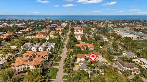 960 7th St S, Naples, Florida 34102, image 1
