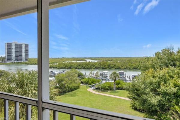 300 Horse Creek Dr #408, Naples, Florida 34110, image 2