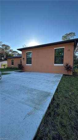 Naples Farm Sites, 2167 Della Dr, Naples, Florida 34117, image 1