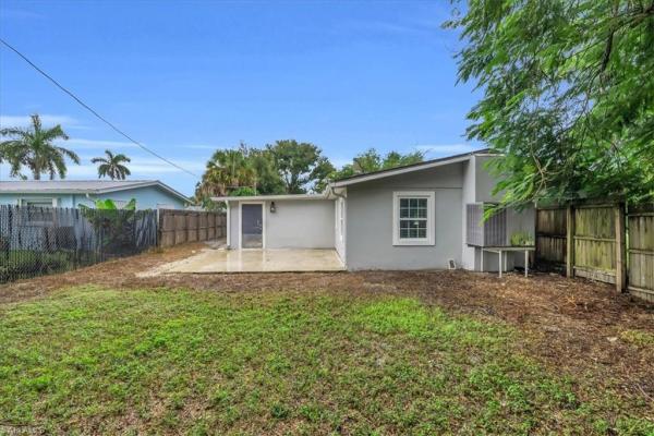 Coconut Grove At Olde Naples, 3897 Coconut Cir S, Naples, Florida 34104, image 1